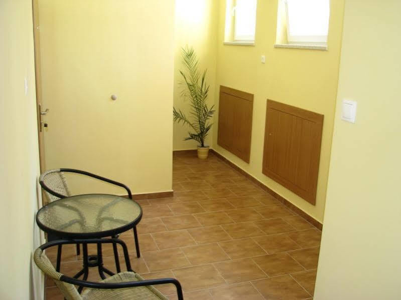 Hostel4U Gdansk Exterior photo